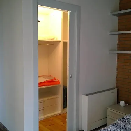 2 Centro Hotel